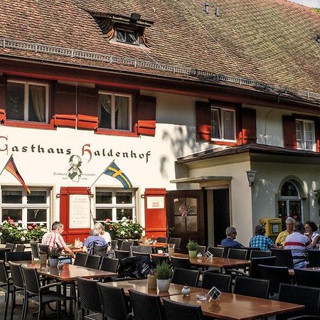 Hoehengasthaus Haldenhof อูเบอร์ลิงเงน ภายนอก รูปภาพ